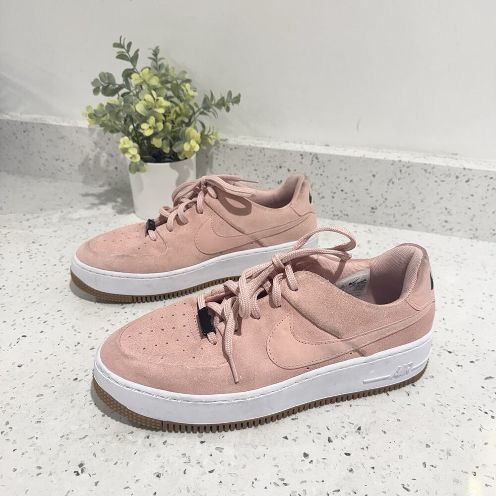 Nike Air Force 1 Sage Low Pink Sneakers Womens Size 10 - Picture 1 of 5